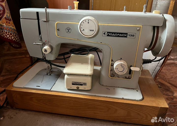 Швейная машинка подольск-132