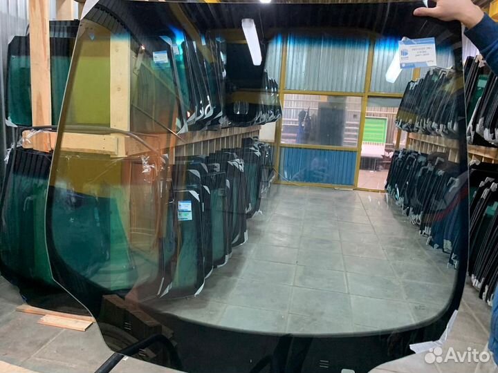 Лобовое стекло Пежо 308