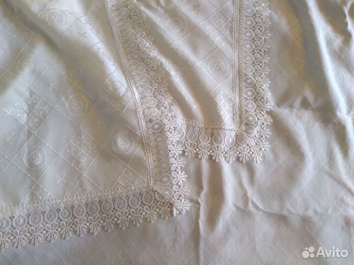 Скатерть праздничная