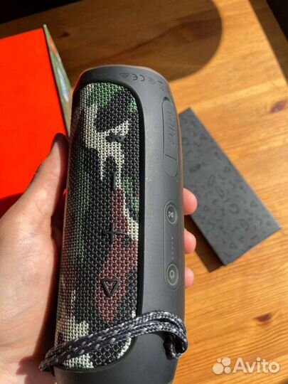 Колонка jbl flip 4