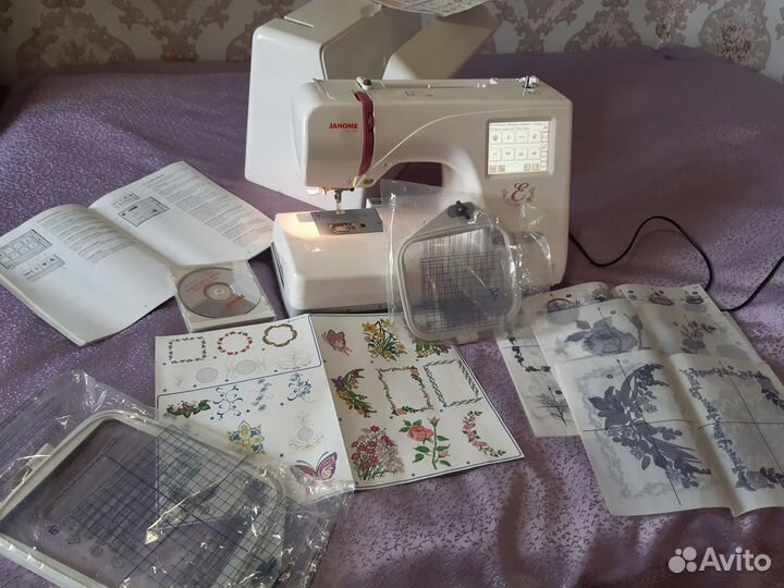 Швейновышивальная машина джаноме