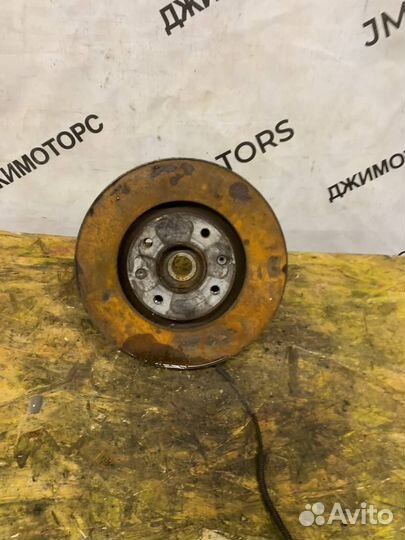 Кулак поворотный ступица правый Citroen C3 A51