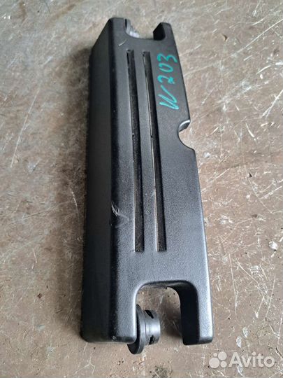 Накладка двигателя Mercedes W203