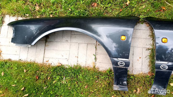 Передние крылья Audi A8 D2/Audi S8 D2 дорестайлинг