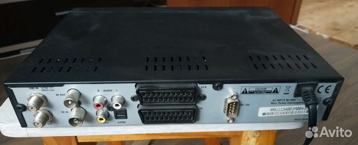 Цифровой спутниковый ресивер Topfield TF6400IR