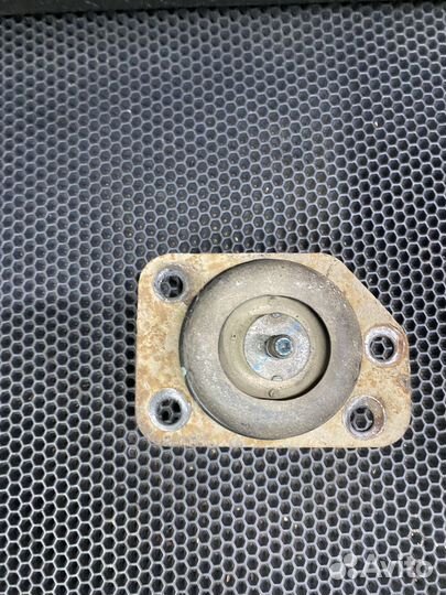 Подушка (опора) двигателя Chevrolet lacetti