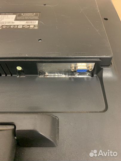 Монитор TFT 19