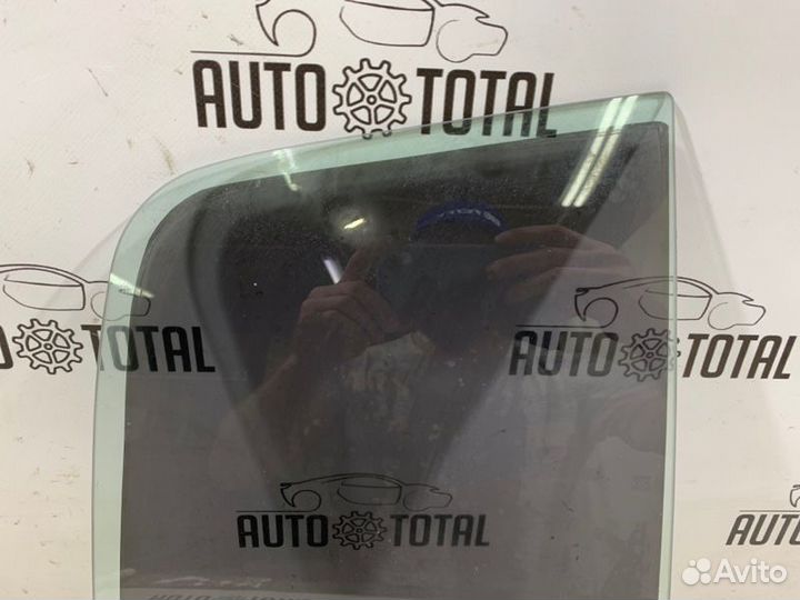 Стекло двери заднее правое Renault Symbol K7JA700