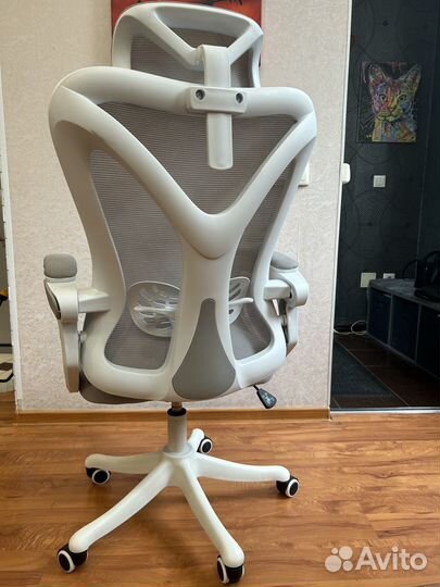 Компьютерное кресло новое