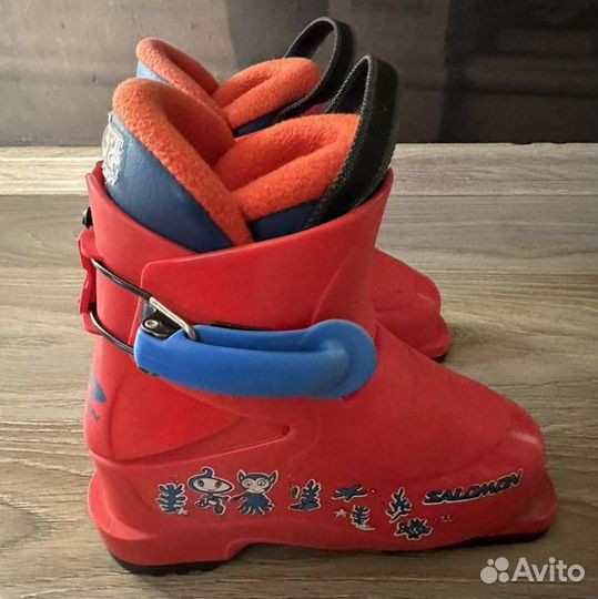 Горнолыжные ботинки детские