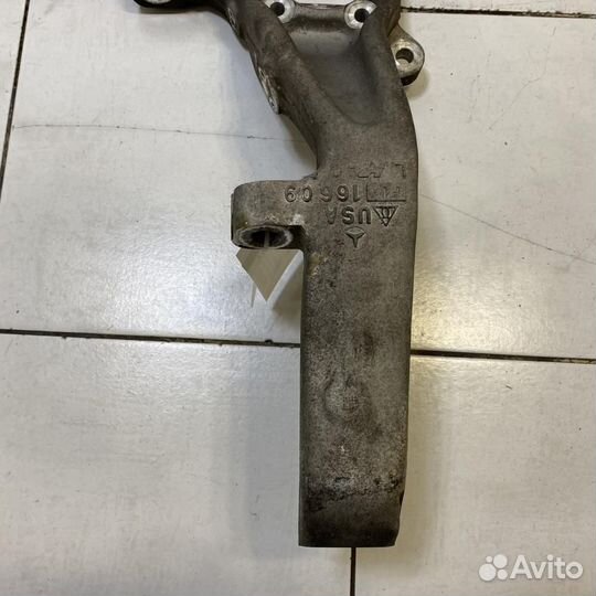 Кулак поворотный передний левый Mercedes-Benz M-Cl