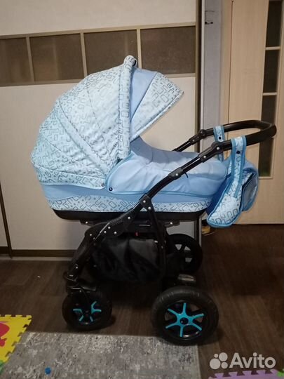 Коляска 2 в 1 Venezia состояние новой