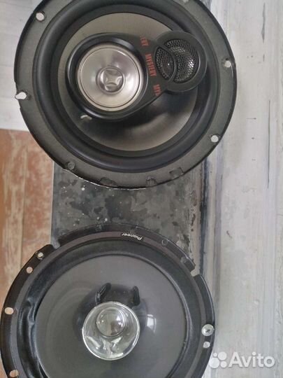 Колонки и магнитола