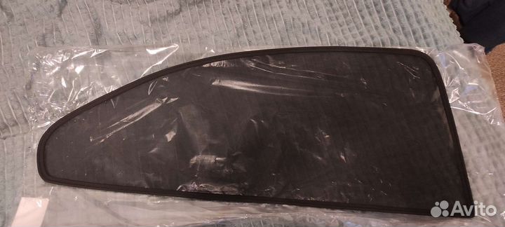 Автомобильные шторки на задние окна