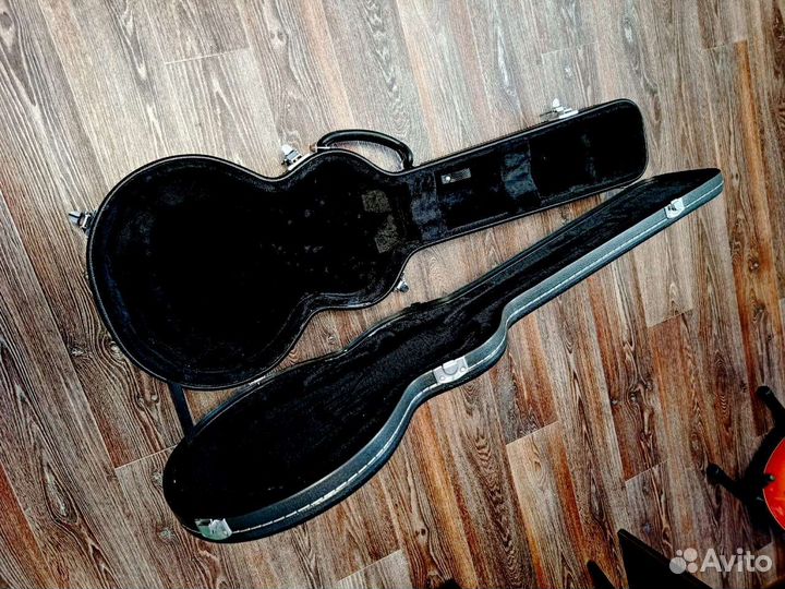 Жесткий кейс для электрогитары Les Paul