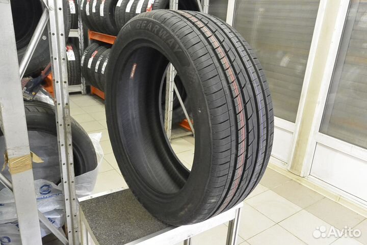 Bearway BW668 235/45 R18 98V