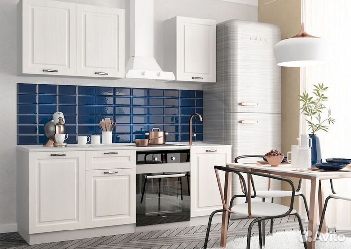 Кухня прямая в потолок