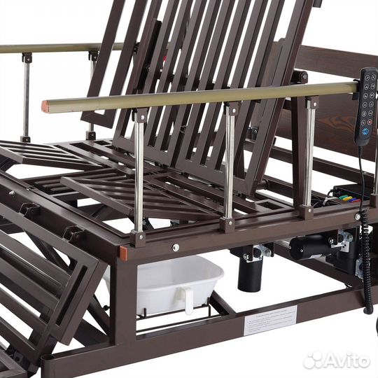 Медицинская кровать функциональная