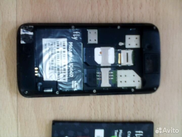 Смартфоон FLY IQ440