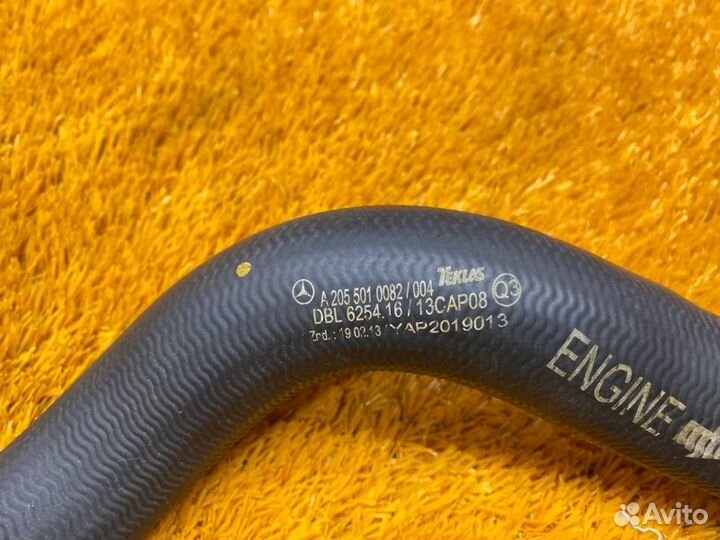 Патрубок радиатора нижний Mercedes-Benz C-Class