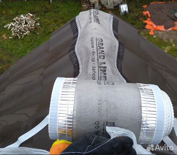 Аэроэлемент конька коричневый 240мм длина 5м