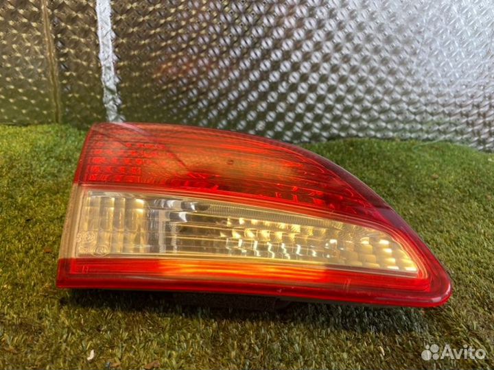 Фонарь задний Nissan Almera G15 седан K4MA 1.6