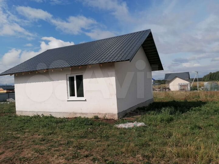 Дом 52 м² на участке 12 сот.