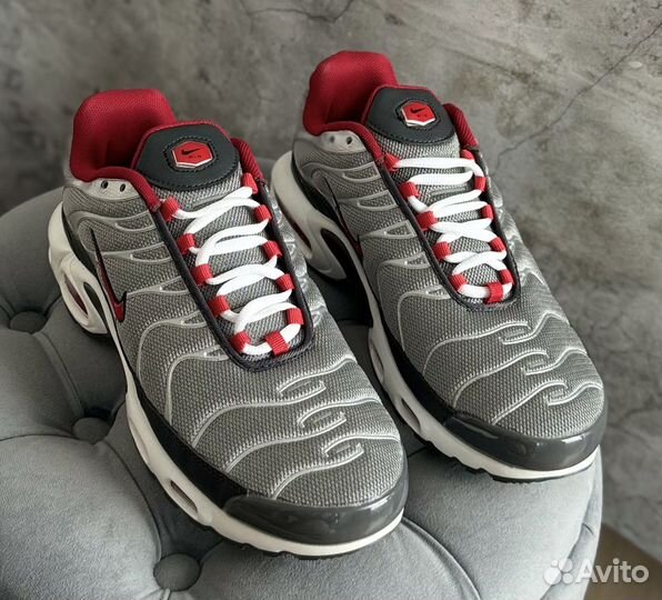 Кроссовки nike air max tn plus