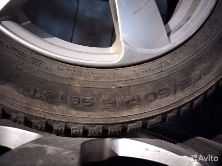Зимние колёса в сборе 205/60R16