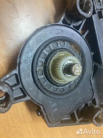 Моторчик стеклоподъемника Vw Golf V