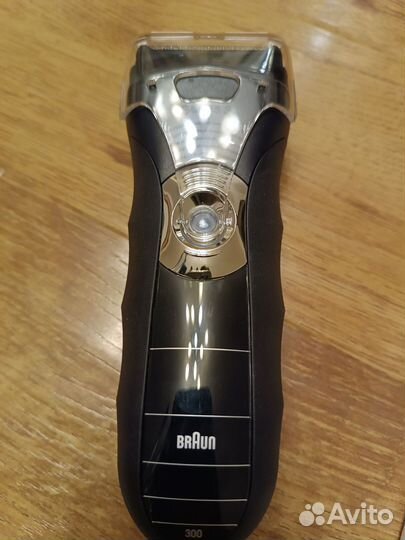 Бритва электрическая Braun Series 3
