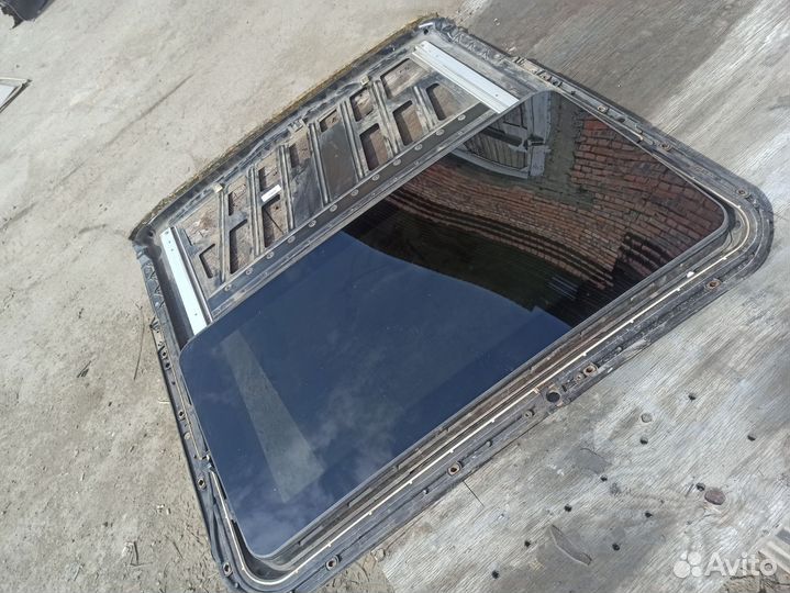 Люк на Мерседес 203