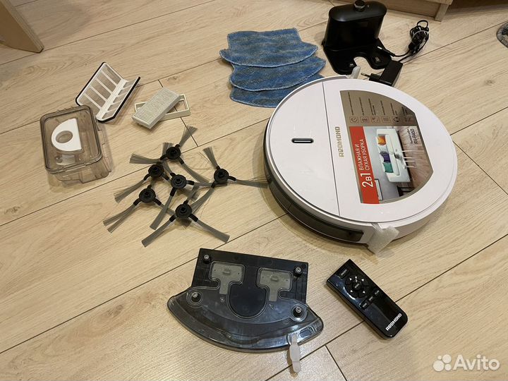 Робот пылесос redmond rv r450