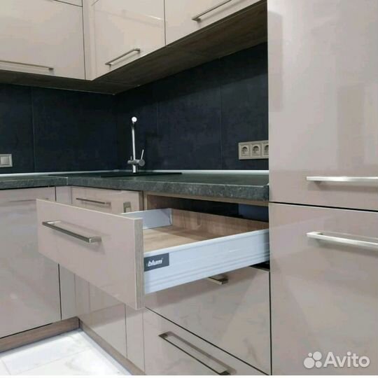 Кухонный гарнитур