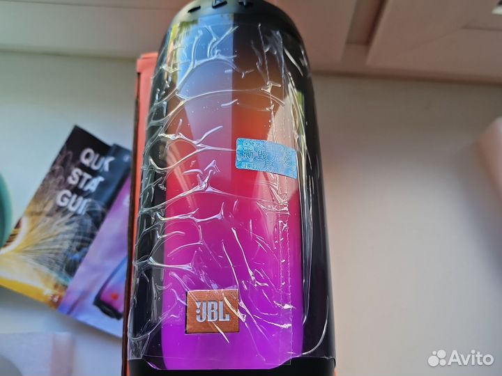 Музыкальная колонка jbl