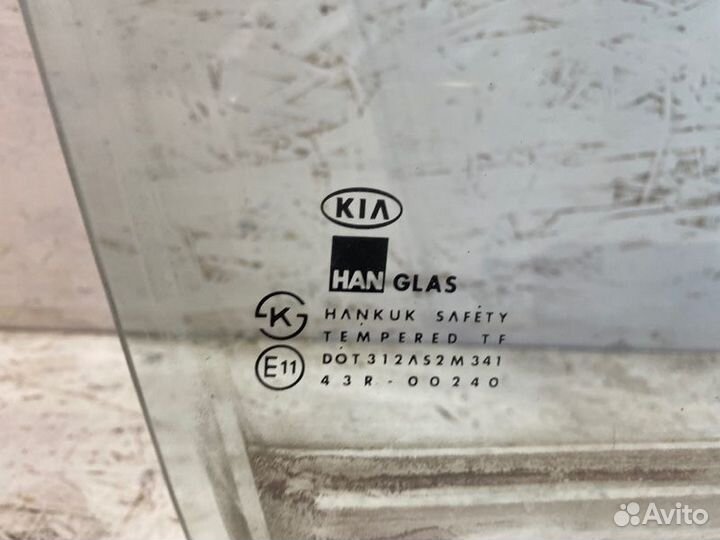 Стекло двери переднее правое Kia Spectra седан S6D