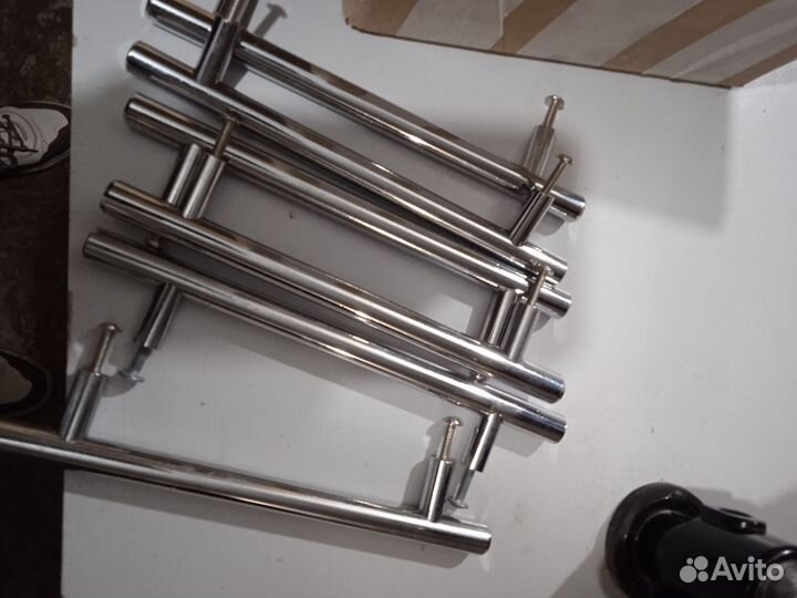 Мебельные ручки