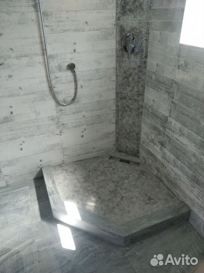 Плиточник укладка плитки