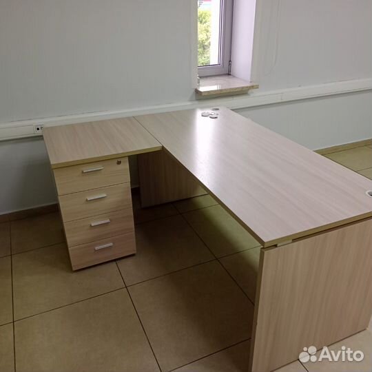 Офисная мебель
