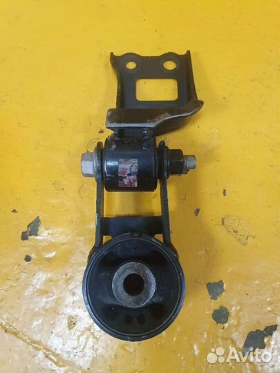 Опора двигателя двс АКПП cvt 1.3 1nrfe 1nr-fe toyo