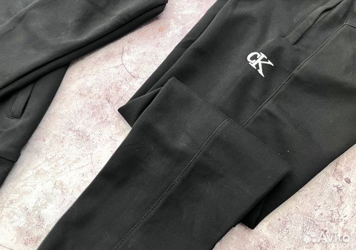 Спортивные костюмы Calvin Klein удобные