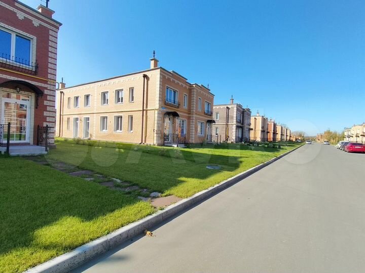 4-к. квартира, 87 м², 1/2 эт.