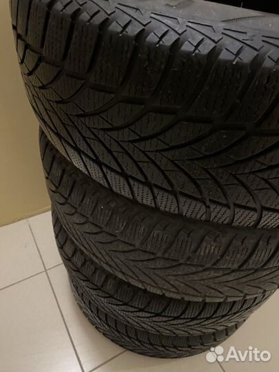 Goodyear UltraGrip Ice 2 205/55 R16 94T