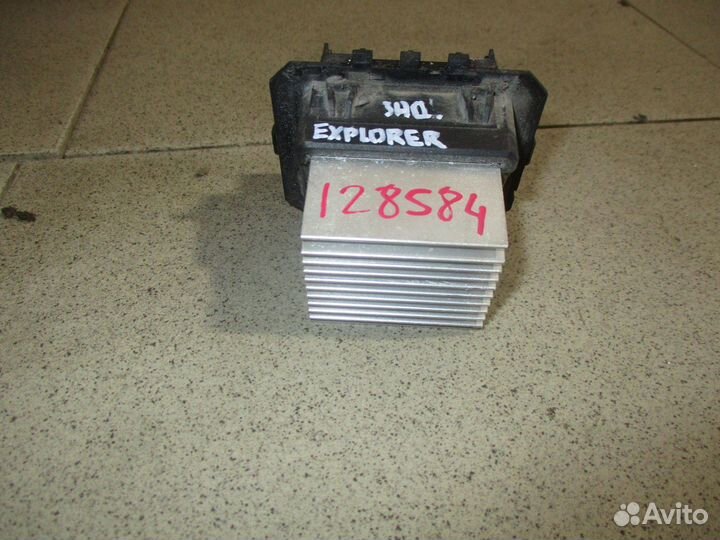 Резистор отопителя Ford Explorer 5 (U502)