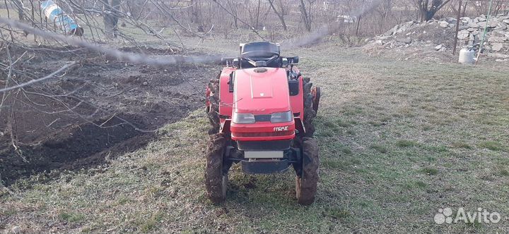 Мини-трактор Mitsubishi MT155D, 1983