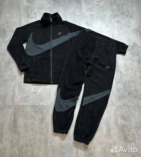 Флисовый спортивный костюм Nike