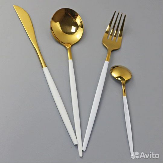 Набор столовых приборов