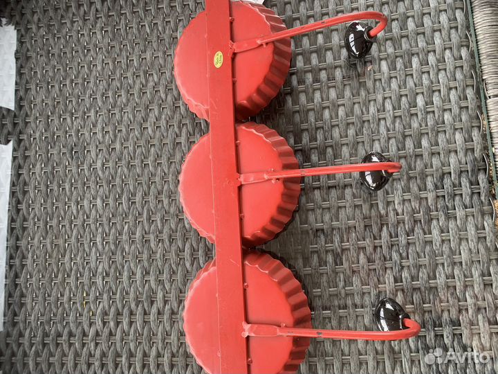 Вешалка крючок настенный металл винтаж