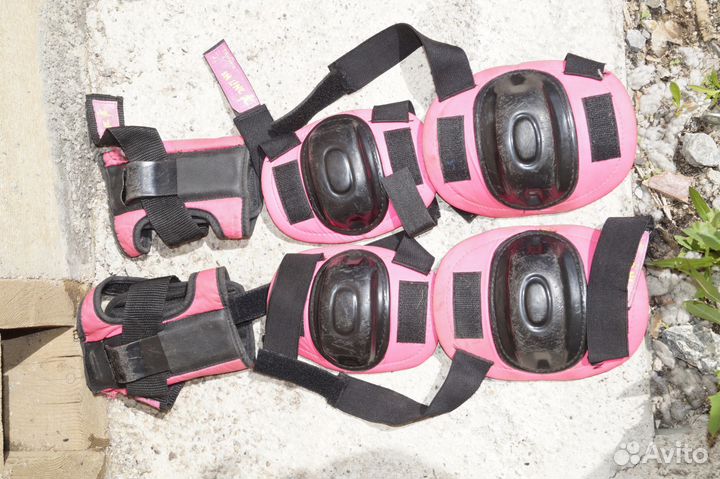 Продаю роликовые коньки. Ролики