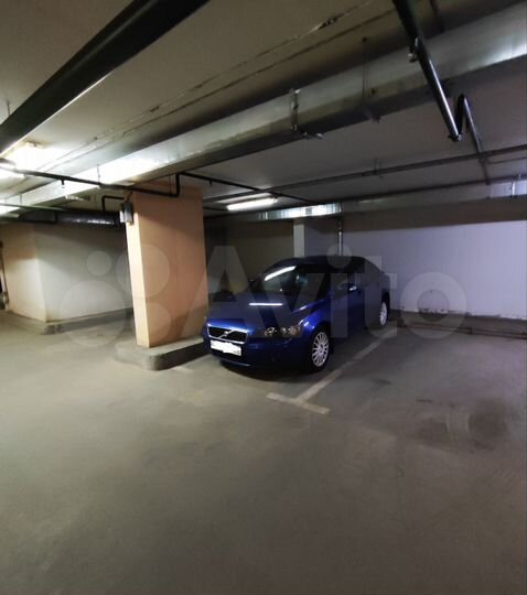 Машиноместо, 14 м²